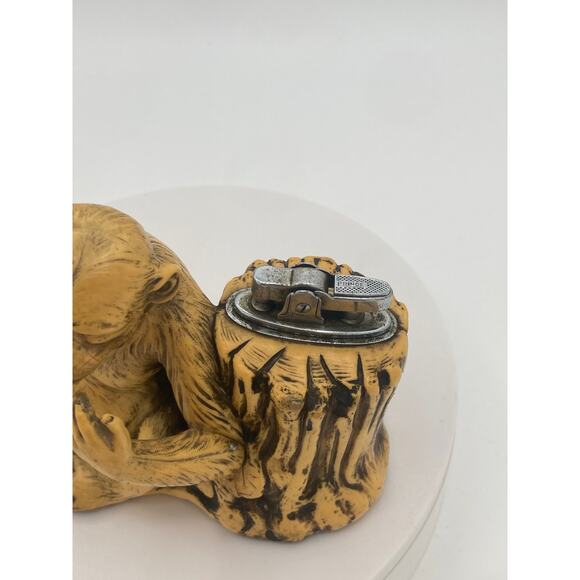 Vintage Monkey Table Lighter with Prince Insert – 1970s Novelty Decor - Picture 6 of 7